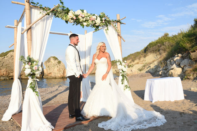 Bride and groom at the alter 