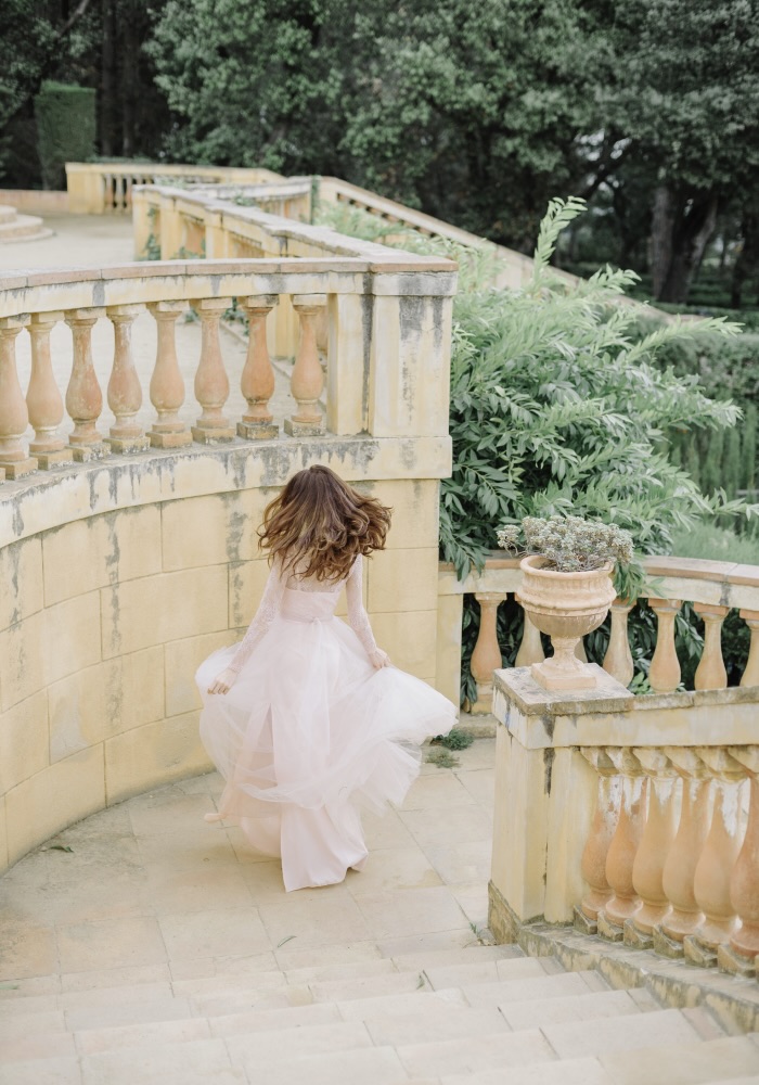 bride walking down the stairs 
